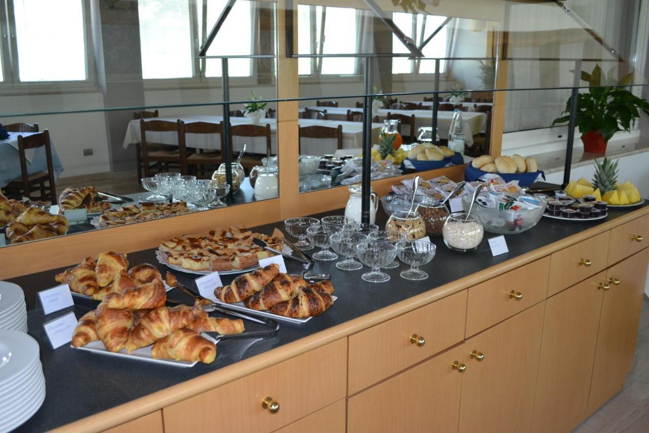 Garni Anna Hotel Besenello ภายนอก รูปภาพ